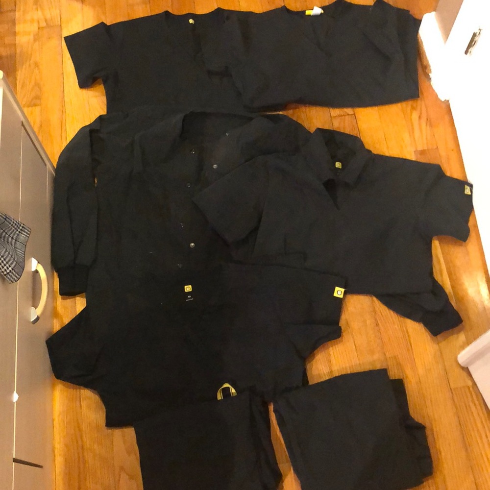 LOT OF WONDERWINK BLACK SCRUBS & PANTS